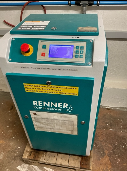 Druckluftkompressor bei der betrieblichen Bestandsaufnahme für ein Energieaudit